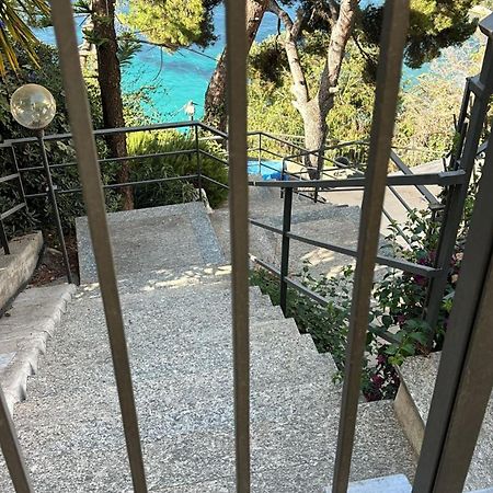 Casa Grimaldi - Terrace & Sea View Apartment Ventimiglia Bagian luar foto