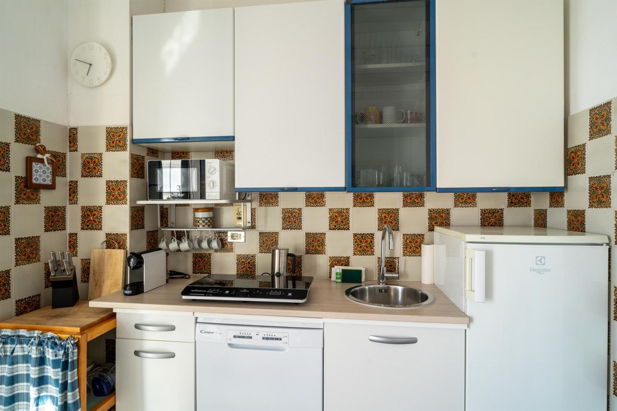 Casa Grimaldi - Terrace & Sea View Apartment Ventimiglia Bagian luar foto